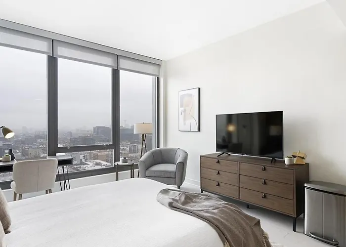 Landing Modern With Amazing Amenities * Chicago
